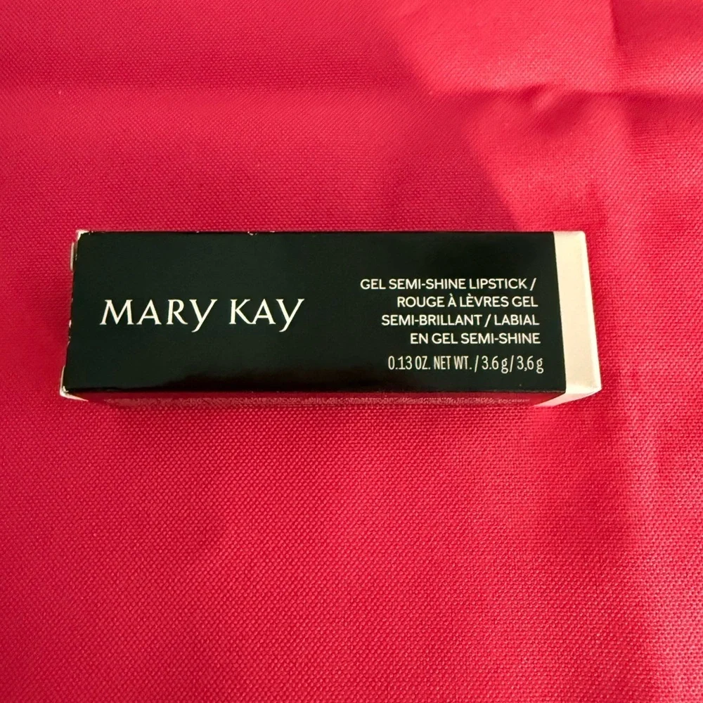 Mary Kay Gel Semi-Shine Lipstick Haute Pink New in Box